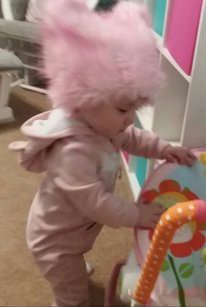 It's a Mad Smooch Kind-o' Day!