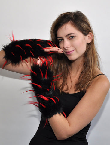 TIPSY BROWN ON TAN MITTS